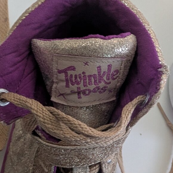 Sketchers Twinkle Toe High Top in Glitter Gold, Big Girl Size 4 - Picture 6 of 13